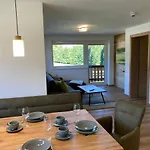 Deluxe Blasbichlerhof 拉姆绍达赫斯坦